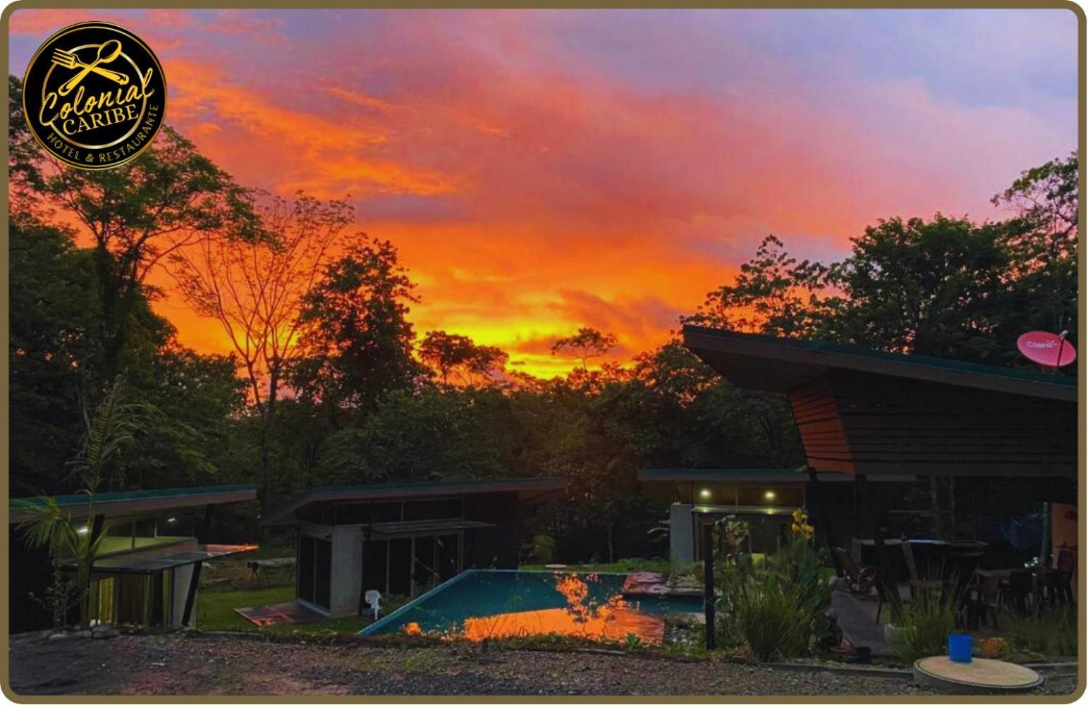 Hotel Y Restaurante Colonial Caribe 蒙特苏马 外观 照片