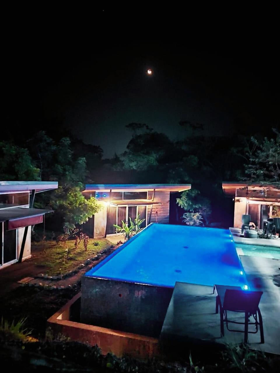 Hotel Y Restaurante Colonial Caribe 蒙特苏马 外观 照片